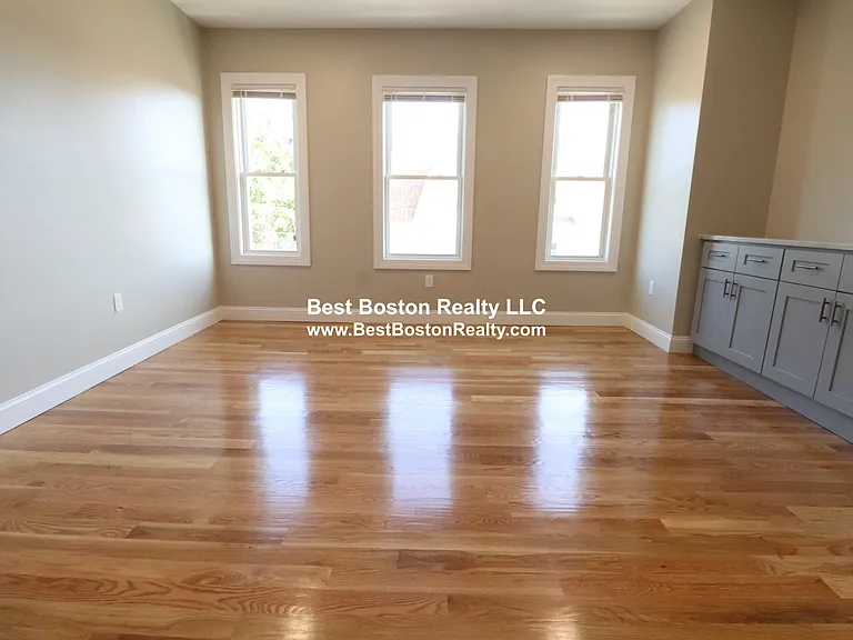 317 Main St #3 — Photo 21