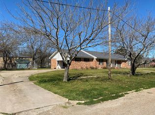 407 E Monroe St, Itasca, TX 76055