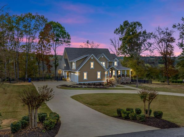 281 County Road 1026, Valley Head, AL 35989