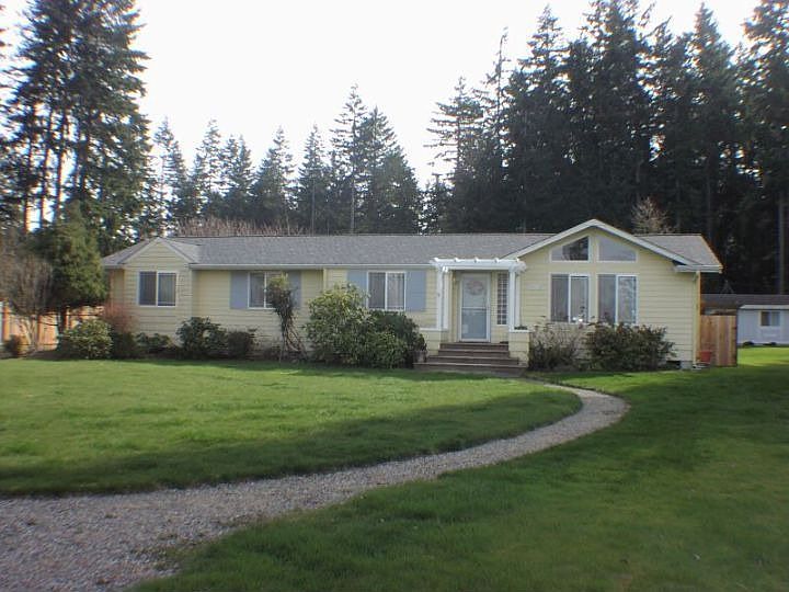 1st image of 29328 Beach Dr NE
