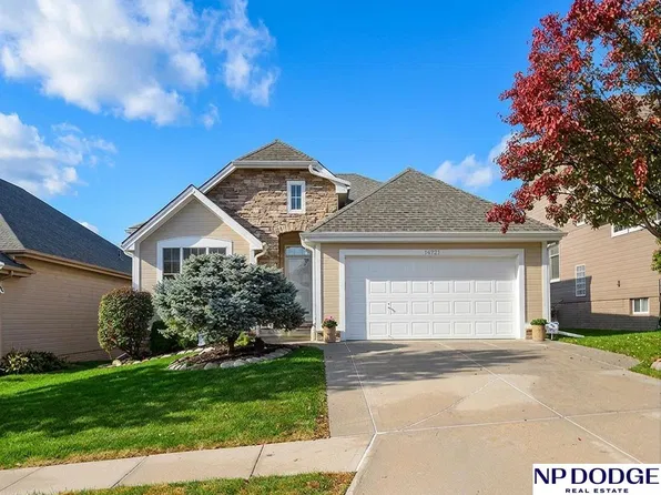 14721 Laurel Plz, Omaha, NE 68116