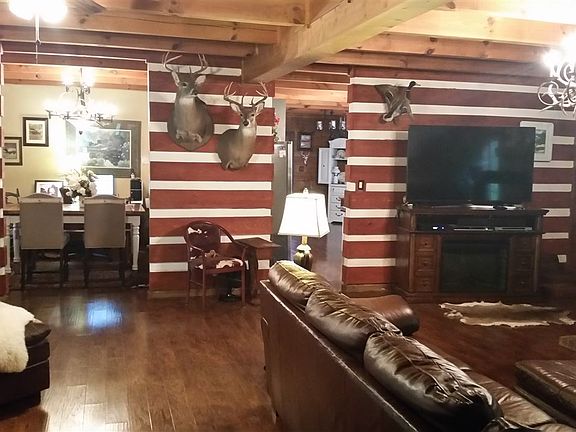 4th image of 39 Country Hills Dr