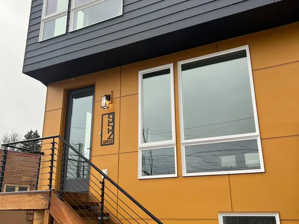 952 S Myrtle St, Seattle, WA 98108