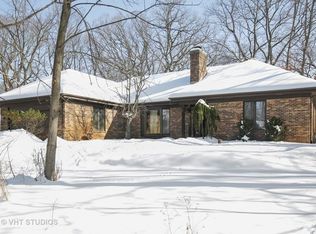 650 Council Hill Rd, Dundee, IL 60118