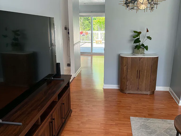 51 Dixfield St — Photo 4