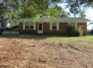 10 Meadow Grove Ct, Clio, AL 36017