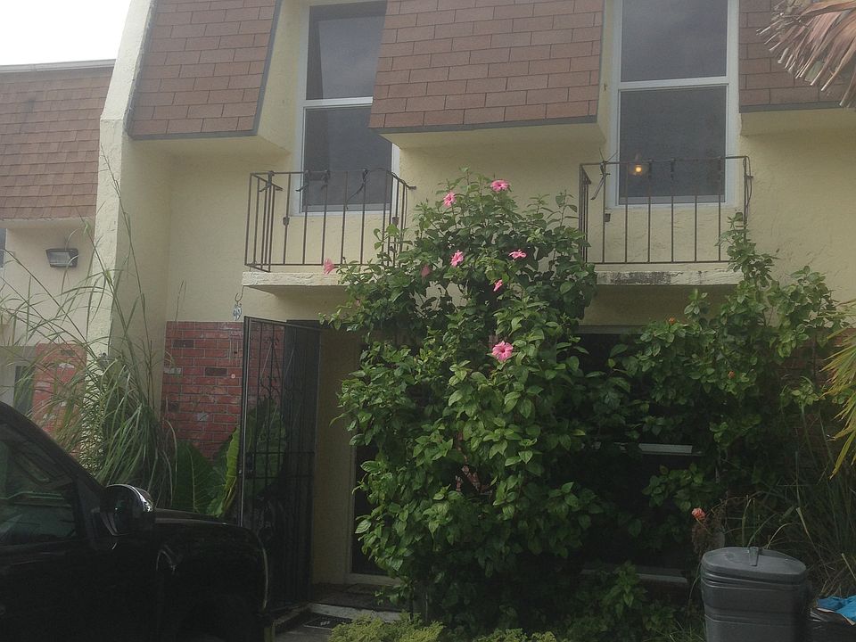 1st image of 13514 NE 24th Pl