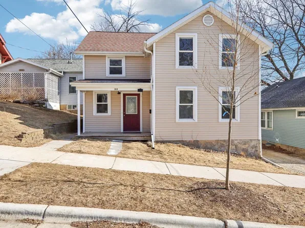 415 South 5th Street, Stoughton, WI 53589