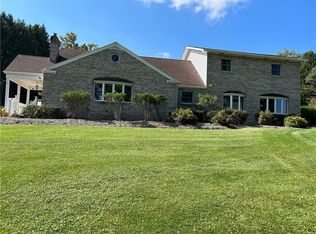 1205 Rostraver Rd, Belle Vernon, PA 15012