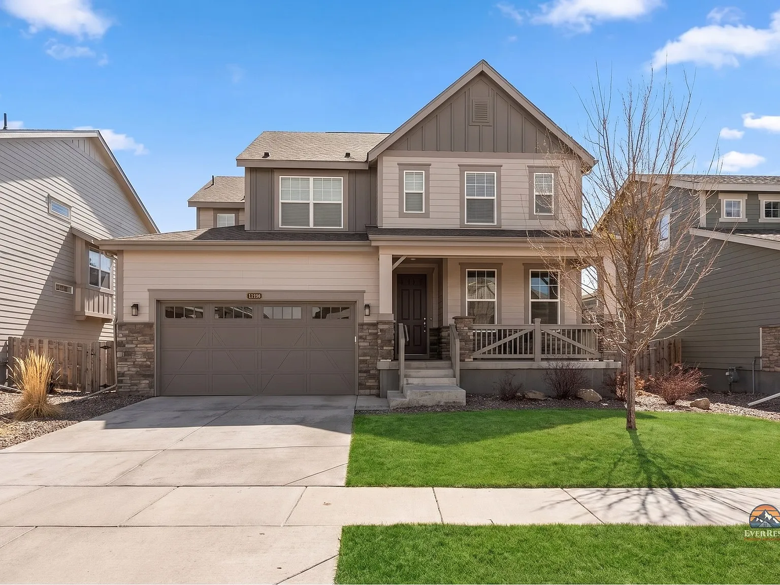 4 bed, 3863 sqft, $3,500 — Photo 3