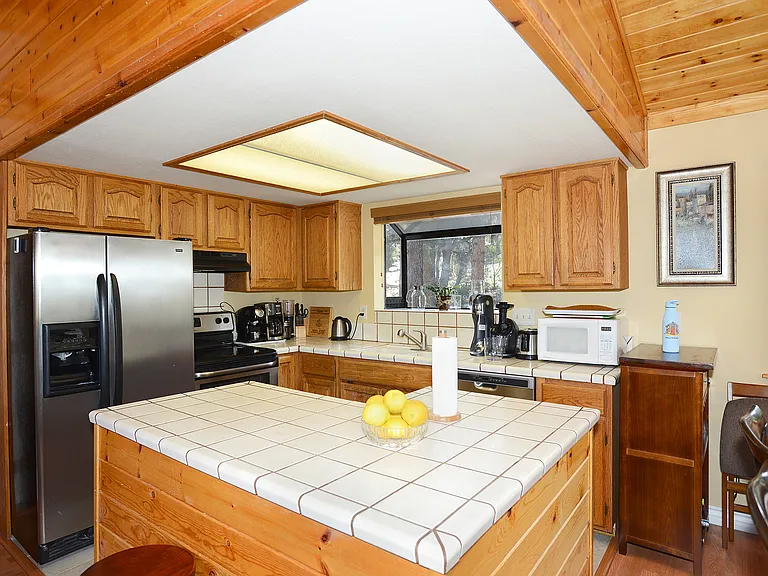 15329 Acacia Way — Photo 5