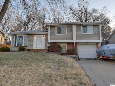 5617 N 63rd St, Omaha, NE, 68104
