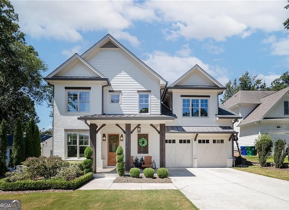 1st image of 2986 Surrey Ln