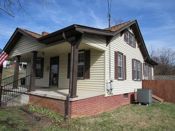 4th image of 815 Marion Ave