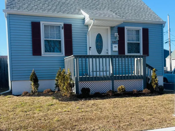 1 Rose Terrace, Hazlet, NJ 07734