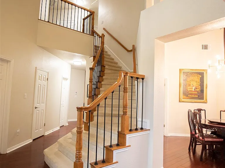 9920 Spicewood Mesa — Photo 2