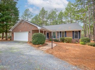 100 Salem Dr, Pinehurst, NC 28374
