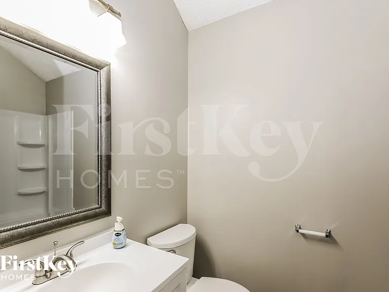 35 Peachtree Way — Photo 10