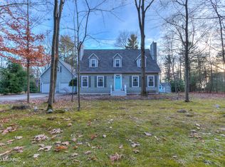 5335 Beechwood Dr, Muskegon, MI 49445