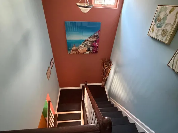 302 Rotando Way, Morris Plains, NJ 07950