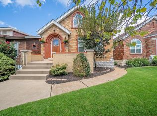 5441 Eichelberger St, Saint Louis, MO 63109