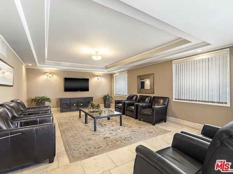 620 S Gramercy Pl #122 — Photo 30