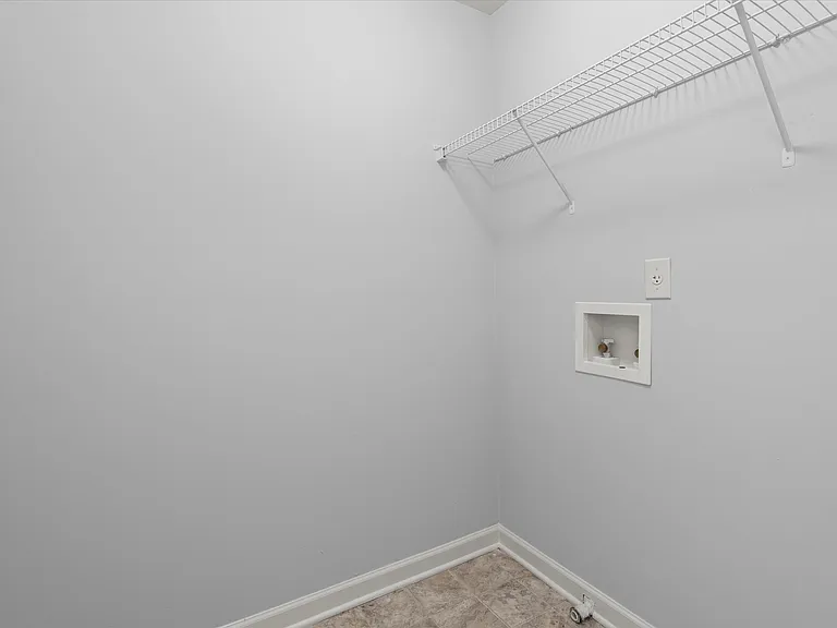 1947 Lakeshore Overlook Cir NW — Photo 34