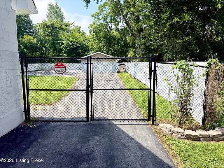 5710 Barrett Ln — Photo 19