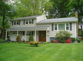 12 Berkeley Ln, East Hartford, CT 06118