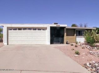 1233 N Via Vicam, Green Valley, AZ 85614