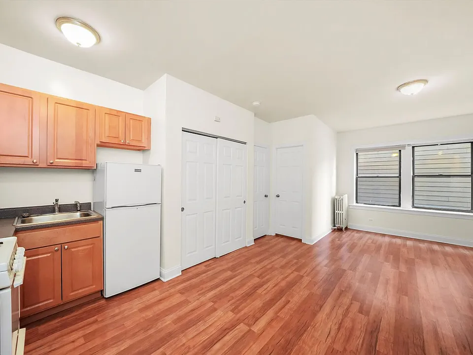 1742 Humboldt LLC