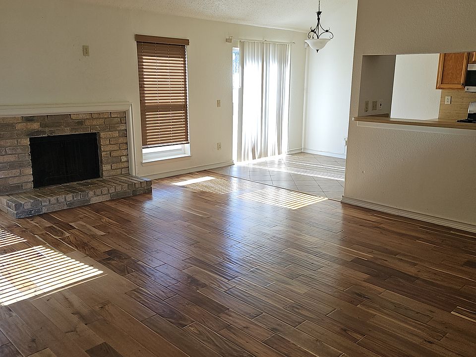 1st image of 3407 E Heatherock Cir