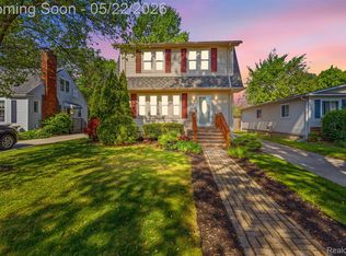 156 Moross St, Mount Clemens, MI 48043
