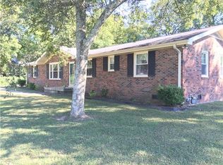 908 Winston Ave, Lebanon, TN 37087