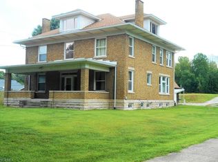 1317 Old River Rd, Williamstown, WV 26187