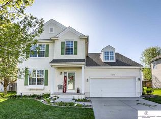 11279 S 200th Ave, Gretna, NE 68028