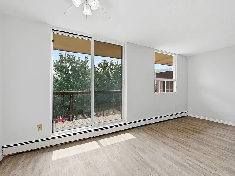 333 Quigley Rd — Photo 8