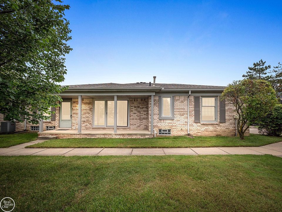 1st image of 48890 Bay Shore Ct #20