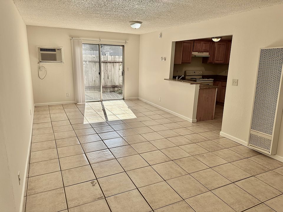 1st image of 170 Del Sur Ct