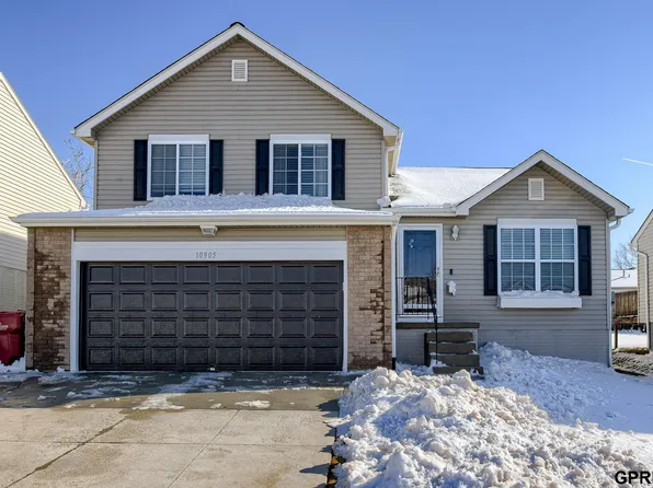 10905 Weber St, Omaha, NE 68142