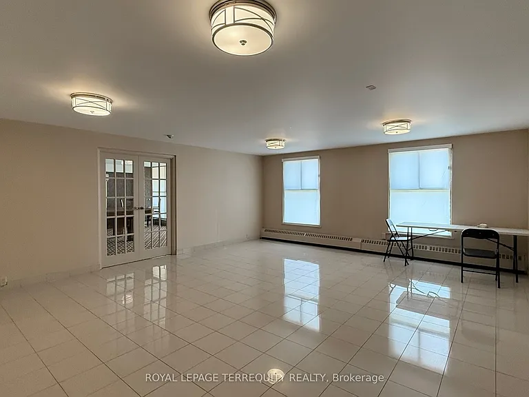 2 Glamorgan Ave #212 — Photo 22