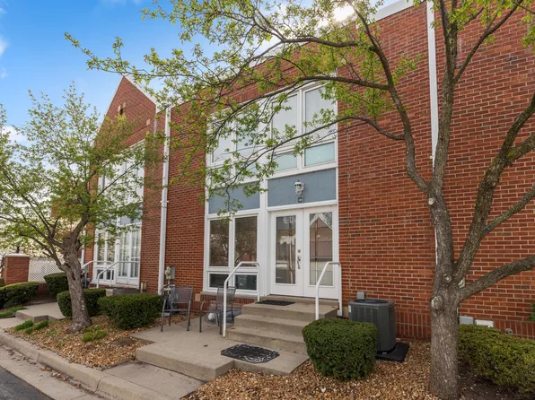 346 W Crescent Ln #9, Detroit, MI 48207