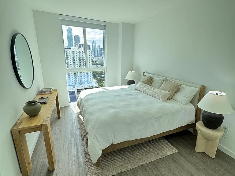 105 NE 22nd St #B1 — Photo 6