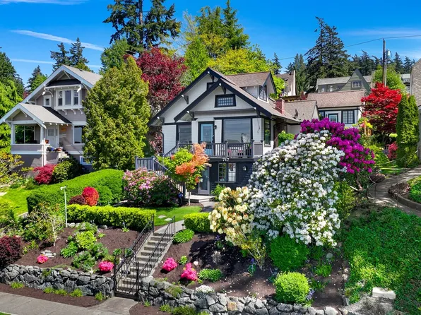 717 15th Street, Bellingham, WA 98225