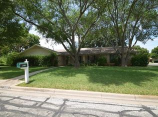 2100 Spring Breeze Dr, Round Rock, TX 78664