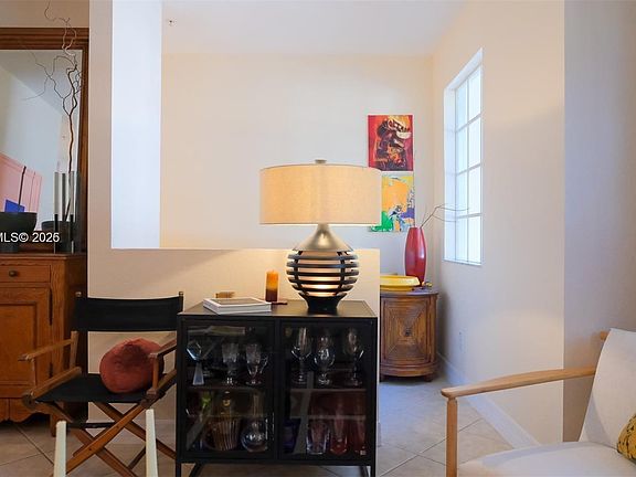 5th image of 104 Harbors Way #104
