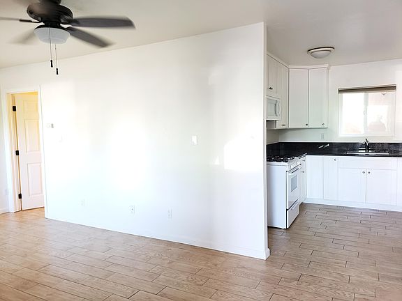 5th image of 2865 Mission Blvd