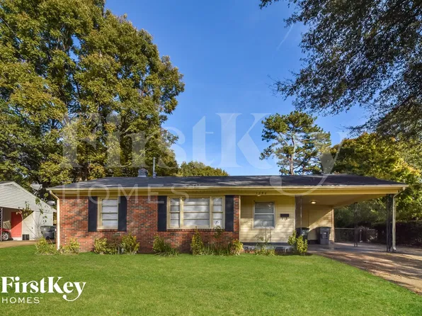 1392 S White Station Rd, Memphis, TN 38117