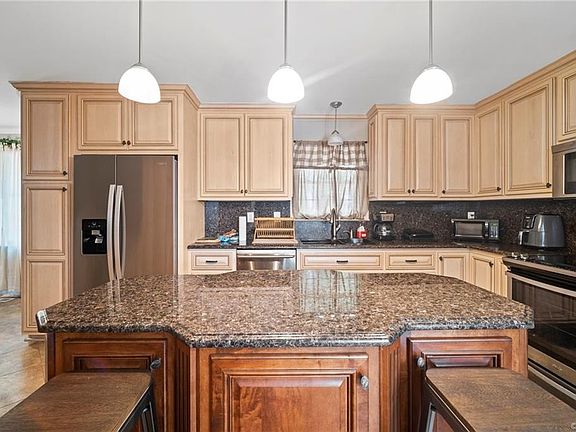 2nd image of 9230 Oak River Dr W