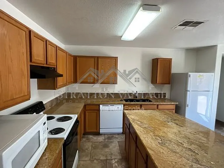 9553 W Monte Vista Rd — Photo 7